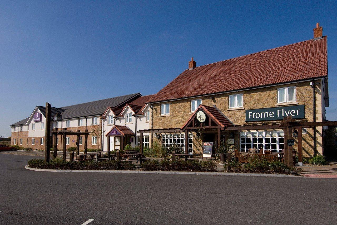 Premier Inn Frome Buitenkant foto