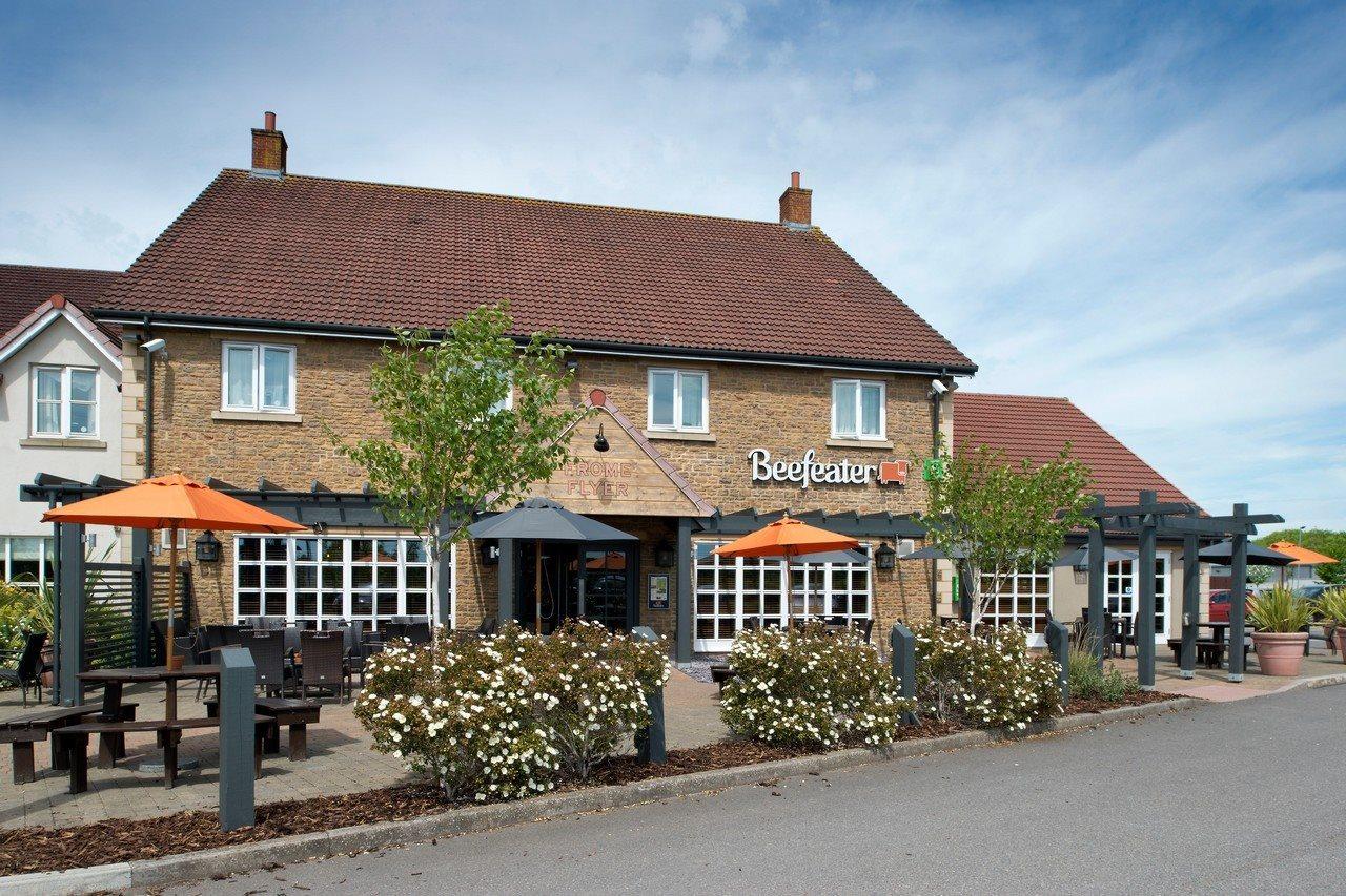 Premier Inn Frome Buitenkant foto
