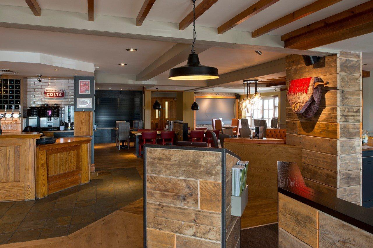 Premier Inn Frome Buitenkant foto