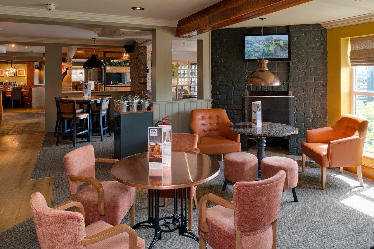 Premier Inn Frome Buitenkant foto